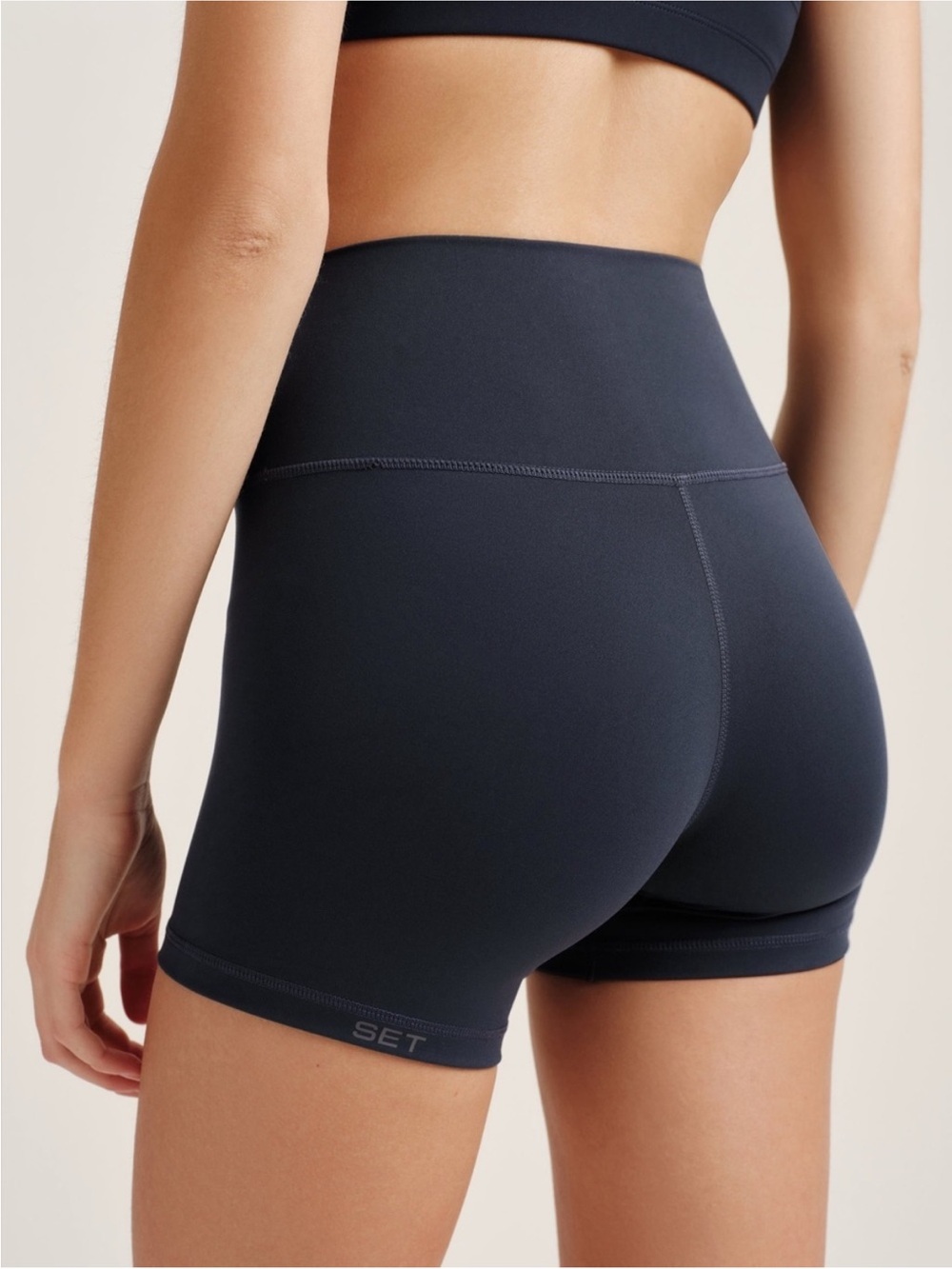 SET Active onyx Luxform shorts